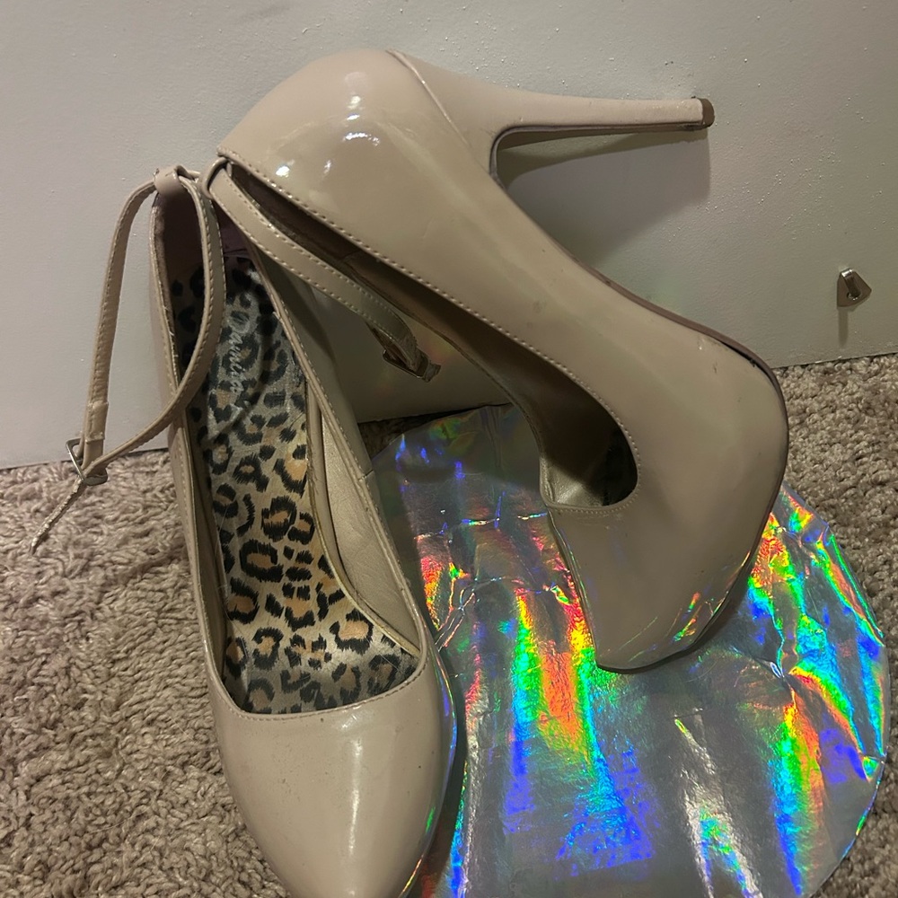 Elegant Beige Women's Heels